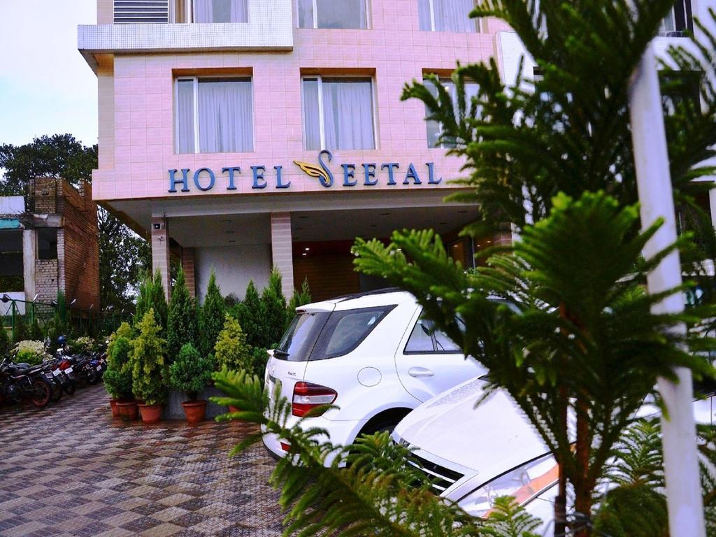 Hotel Seetal Bhubaneswar Exterior photo